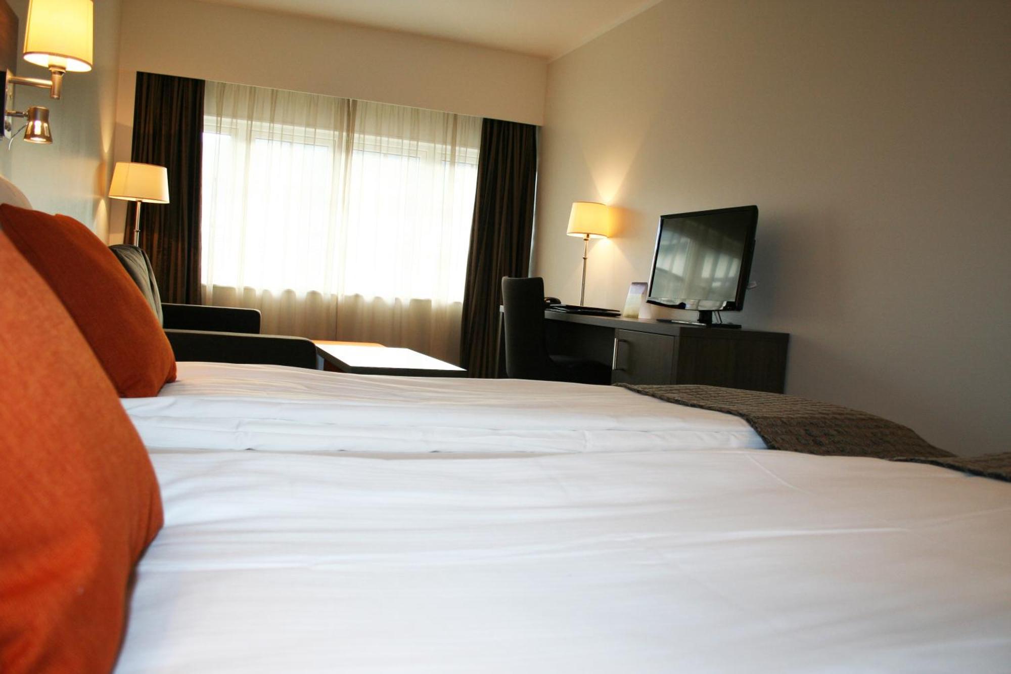 Thon Partner Hotel Baronen Alesund Exterior photo