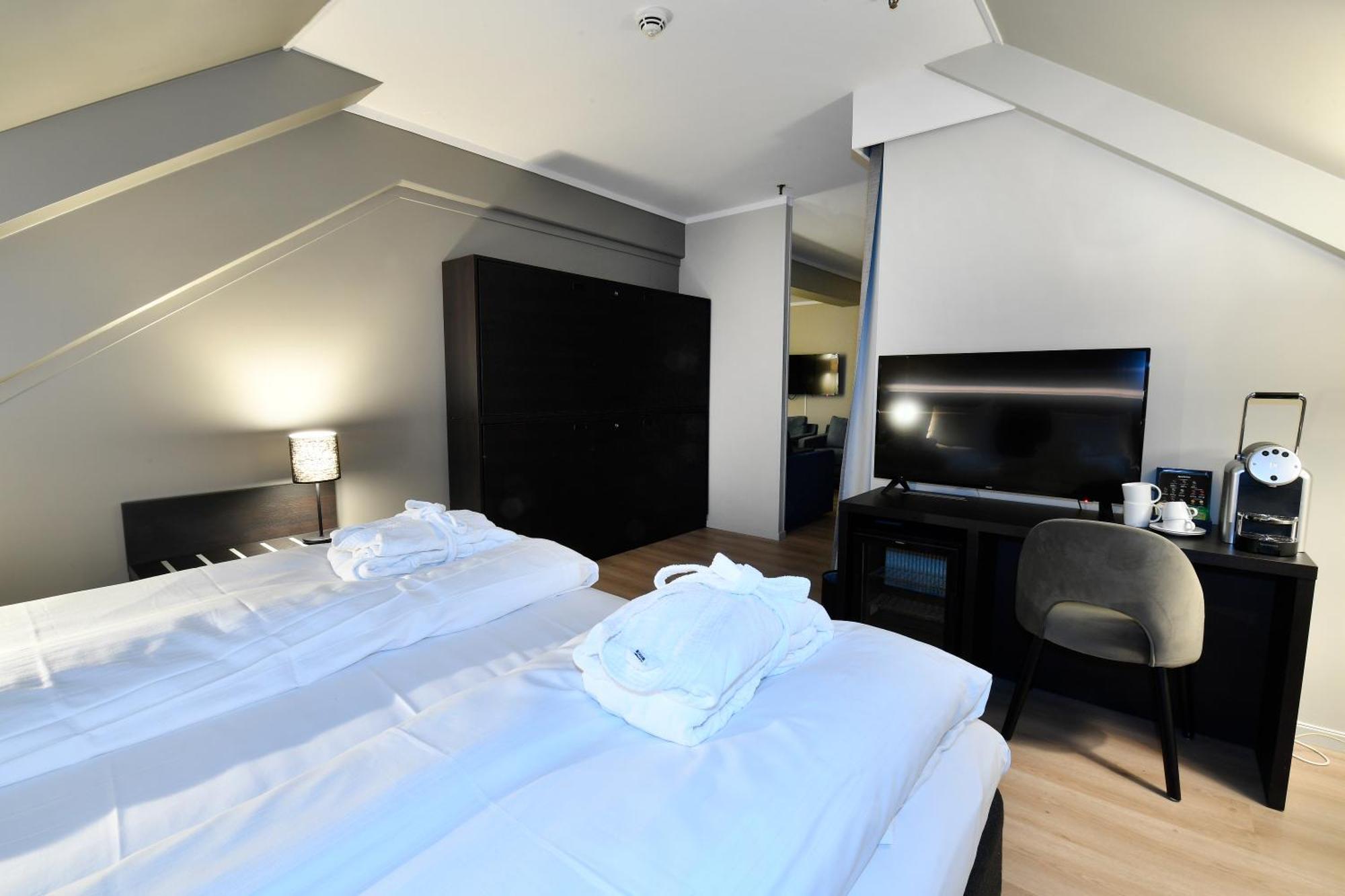 Thon Partner Hotel Baronen Alesund Exterior photo