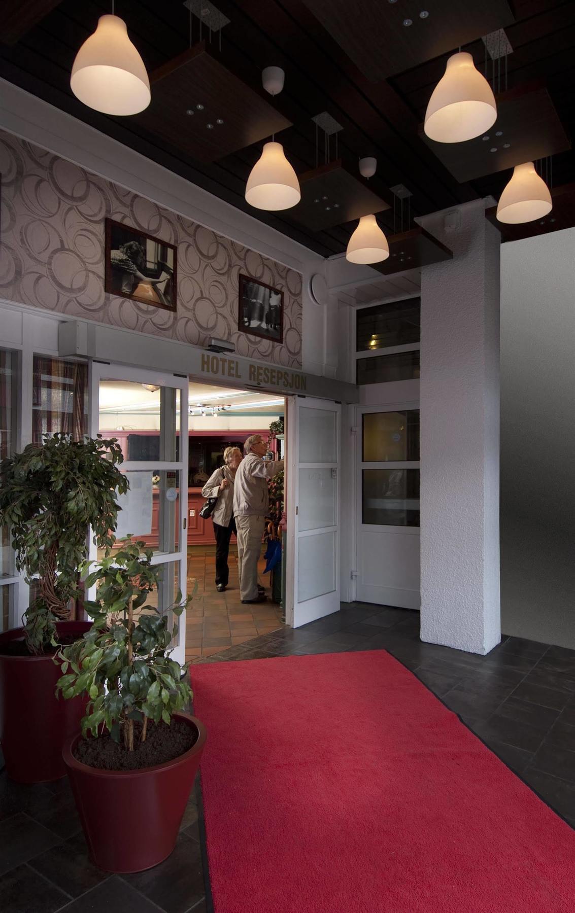Thon Partner Hotel Baronen Alesund Exterior photo